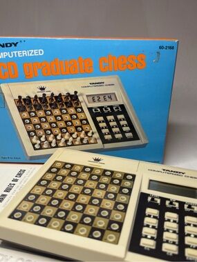 Vintage Computerized LCD Graduate Chess - almost brand new